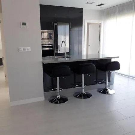 Villamartin Paradise אוריהואלה